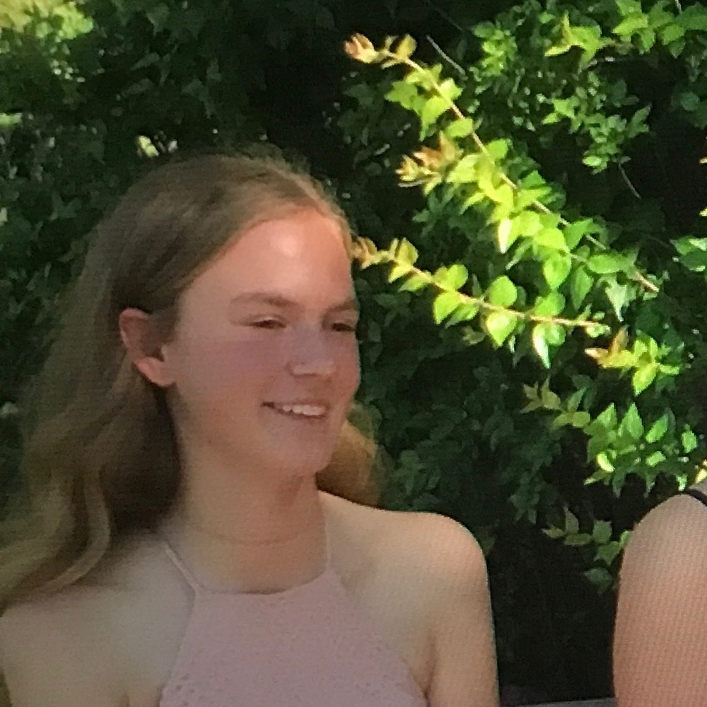 Meet your Posher, Brooke